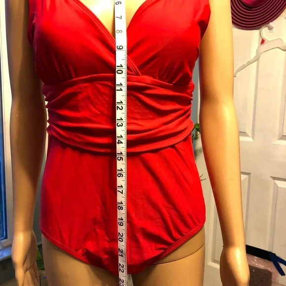 Catalina One piece swimsuits size M Red Stretch Comfortable - Picture 7 of 7